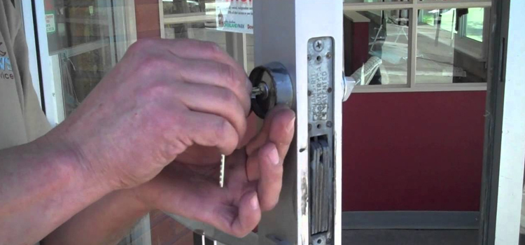commercial door lock repair Bell Gardens